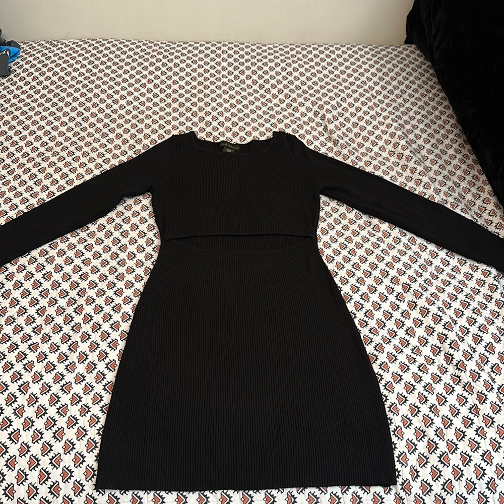 House of Harlow black dress